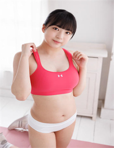 《欧美色图片色小说》