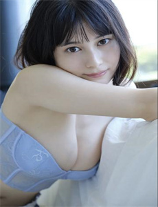 《日本按摩a v》