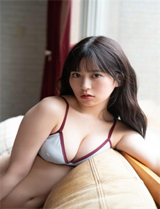 《伊人大香线蕉影院》
