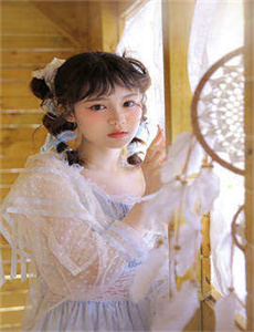 《海边的妈妈湿透》